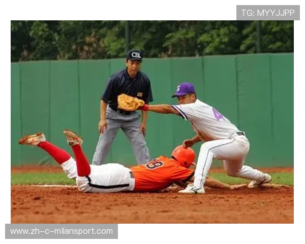 “决胜瞬间！一颗全垒打定江山，现场沸腾”，全垒 一垒