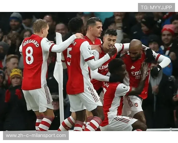 “西甲强者对决：两队鏖战至最后一秒”，西甲榜首大战